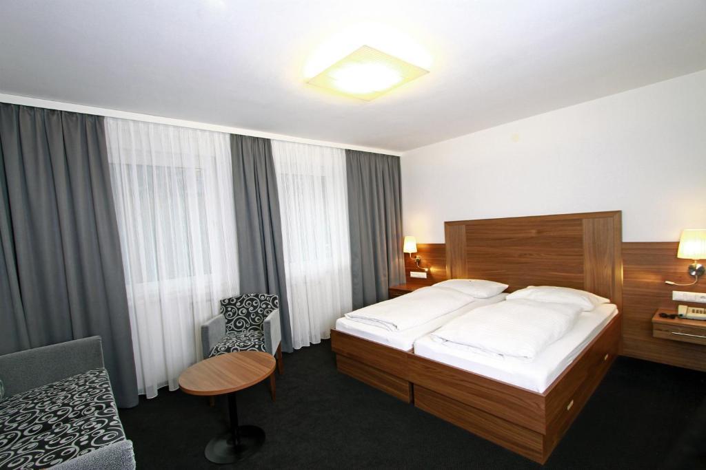 Pension Am Kurpark Вена Номер фото