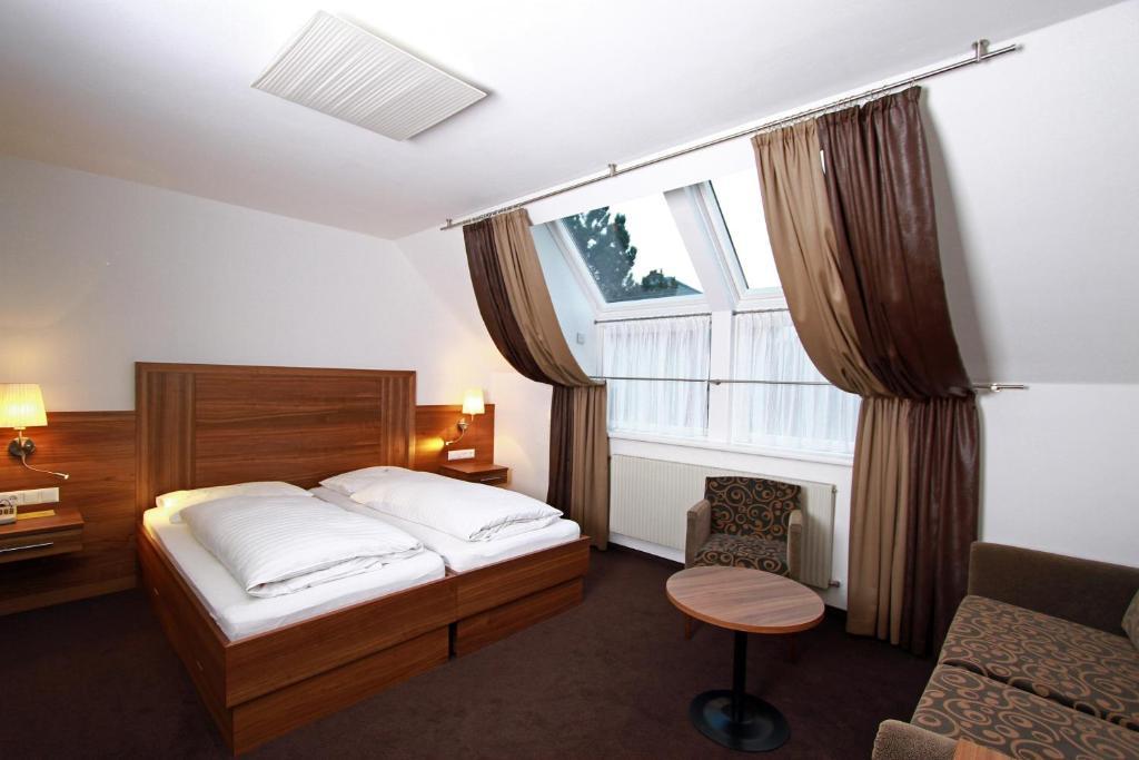 Pension Am Kurpark Вена Номер фото